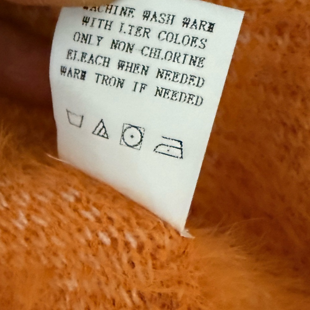 Ecowish Cropped Orange/White Flower Knit Open Front Cardigan With Ribbed Cuffs - Picture 9 of 11